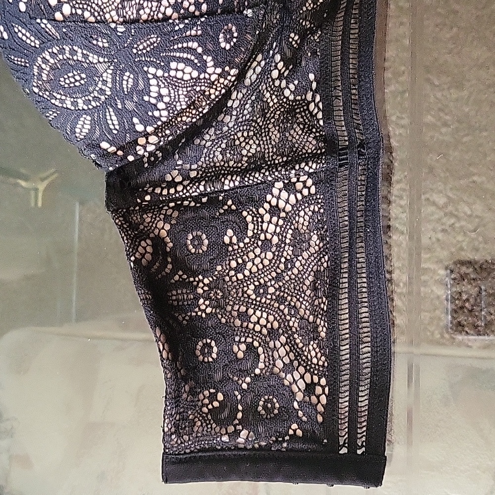 Victoria Secret Multi-Way Bra - Picture 2 of 4